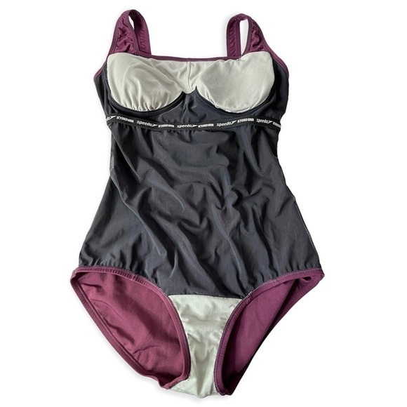Speedo Purple One Piece Swimsuit 10‎ - Picture 8 of 14